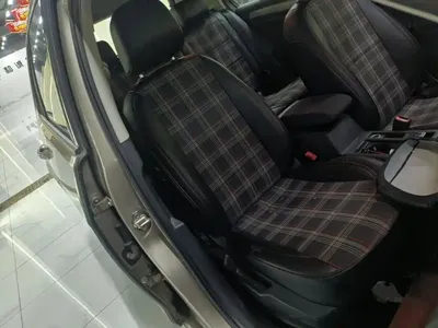 Volkswagen Golf 2019, 71100 км, за 43300 CNY - фото 25