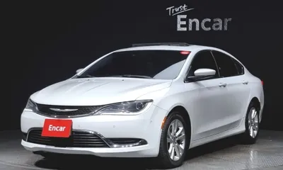 Chrysler 200 · 2015 год