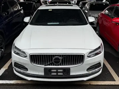Volvo S90 2020, 150000 км, за 99900 CNY