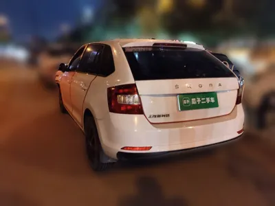 Skoda Rapid Spaceback 2019, 96800 км, за 36141.89 CNY - фото 4