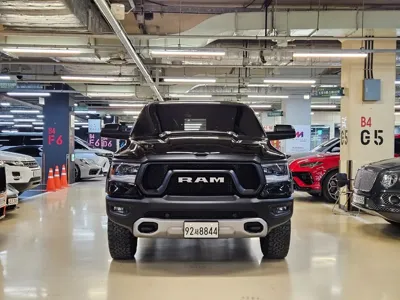 Dodge Ram Pick Up 2019, 89500 км, за 57000000 KRW