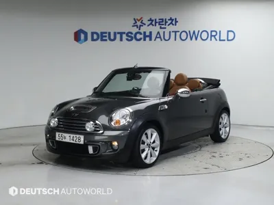MINI Cooper Convertible · 2012 год