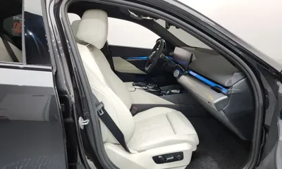 BMW 5-Series 2025, 16458 км, за 70900000 KRW - фото 26