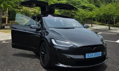 Tesla Model X · 2026 год