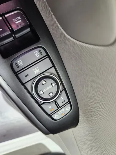 Kia Canival 2016, 214504 км, за 7490000 KRW - фото 12