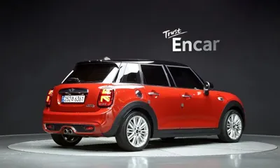 MINI Cooper 2015, 69410 км, за 8700000 KRW