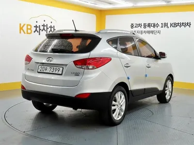 Hyundai Tucson 2011, 118652 км, за 3400000 KRW - фото 4