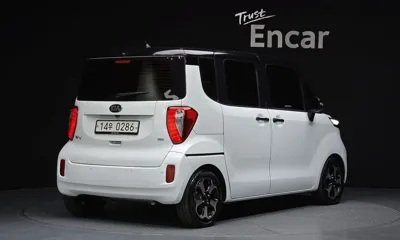 Kia Ray 2016, 106364 км, за 8600000 KRW