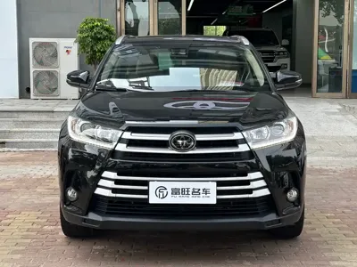 Toyota Highlander 2018, 123800 км, за 115800 CNY