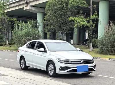 Volkswagen Bora 2024, 40000 км, за 56200 CNY