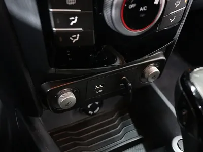 KG_Mobility_Ssangyong TIBOLI 2018, 44675 км, за 8700000 KRW - фото 16