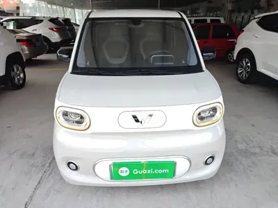 Wuling MINIEV 2025, 13400 км, за 32200 CNY