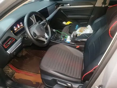Volkswagen Lavida 2023, 67000 км, за 80500 CNY - фото 8