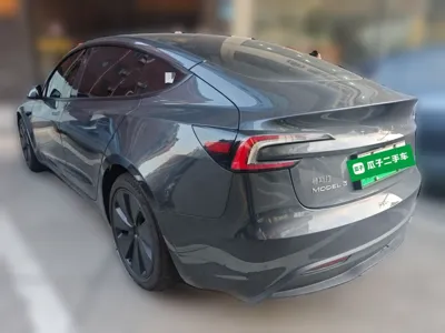 Tesla Model 3 2025, 11500 км, за 195353.24 CNY