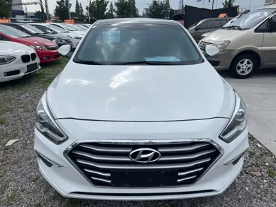 Hyundai Mistra 2018, 130000 км, за 35800 CNY