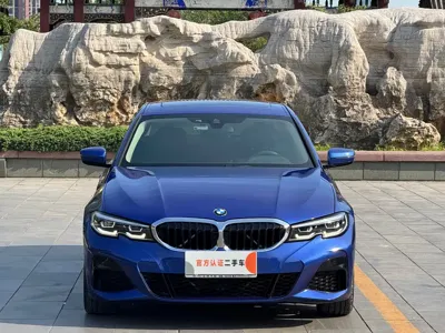 BMW 3 Series 2019, 76000 км, за 105000 CNY