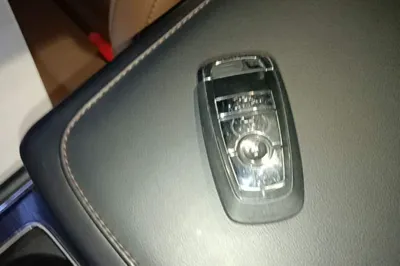 Lincoln Aviator 2023, 51300 км, за 305557.69 CNY - фото 3