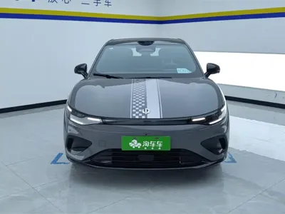 Leapmotor 零跑Lafa5 2025, 4400 км, за 97800 CNY