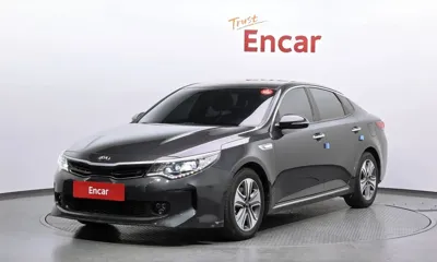 Kia K5 · 2018 год
