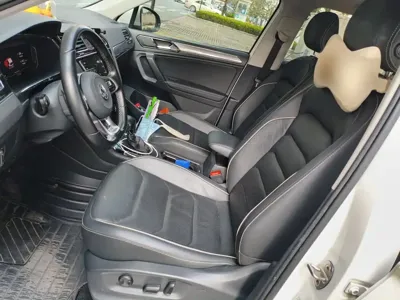 Volkswagen Tiguan L 2019, 91600 км, за 99900 CNY - фото 8