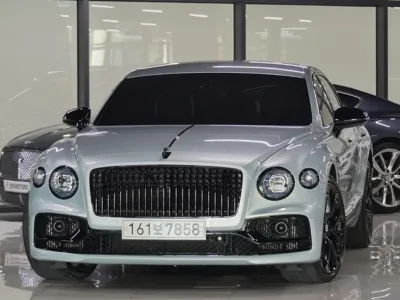 Bentley Flying Spur · 2023 год