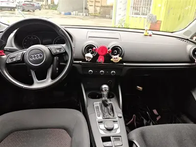 Audi A3 2019, 90700 км, за 55800 CNY - фото 12
