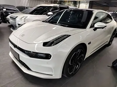 Zeekr 001 2022, 45000 км, за 138600 CNY