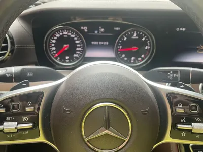 Mercedes-Benz E-Class 2019, 83626 км, за 30000000 KRW