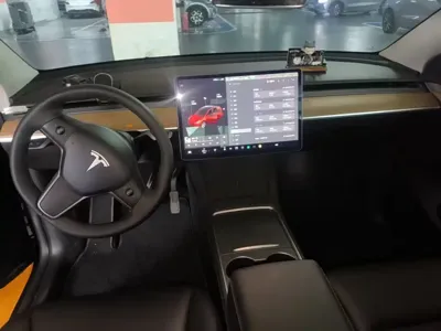 Tesla Model Y 2021, 86400 км, за 147800 CNY - фото 10