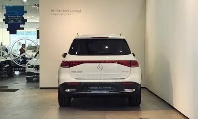 Mercedes-Benz EQB 2025, 9820 км, за 53000000 KRW