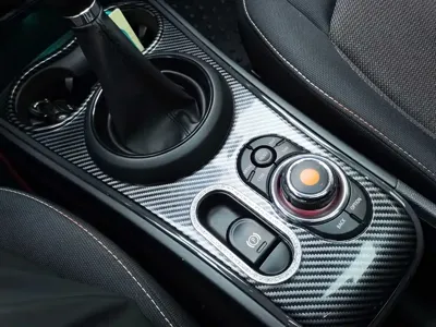 MINI Mini Countryman 2019, 99000 км, за 68800 CNY - фото 9