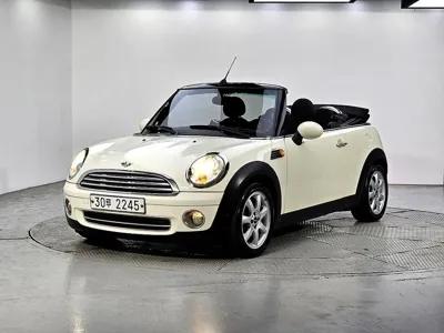 MINI Cooper Convertible 2010, 126869 км, за 3990000 KRW