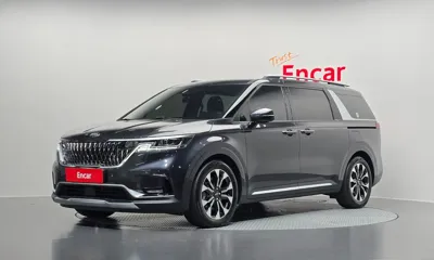 Kia Canival · 2021 год