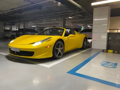 Ferrari 458 · 2013 год