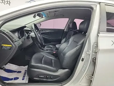 Hyundai Sonata 2013, 147518 км, за 3800000 KRW - фото 14