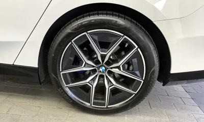 BMW i5 2025, 10249 км, за 72900000 KRW - фото 21