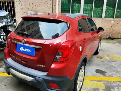 Buick Encore 2015, 64100 км, за 24000 CNY