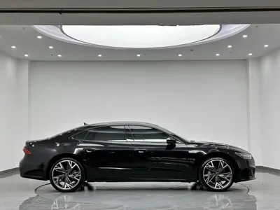 Audi A7L 2022, 45000 км, за 255000 CNY - фото 3