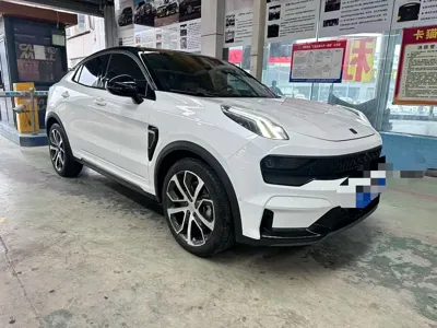 Lynk & Co 05 2020, 80000 км, за 69000 CNY