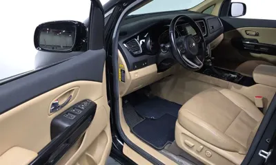 Kia Canival 2017, 74140 км, за 15500000 KRW - фото 12