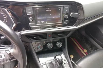 Volkswagen Sagitar 2019, 81500 км, за 75285.42 CNY - фото 12