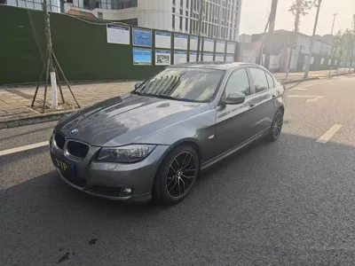 BMW 3 Series 2010, 96000 км, за 20700 CNY