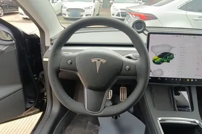 Tesla Model 3 2021, 114900 км, за 146169.94 CNY - фото 18