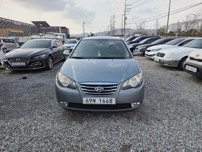 Hyundai Avante · 2010 год