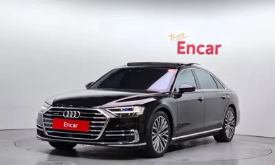 Audi A8 · 2021 год