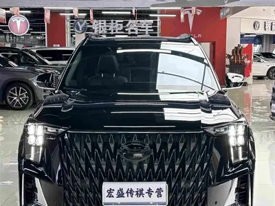 GAC Motor Trumpchi GS8 2022, 33000 км, за 132800 CNY