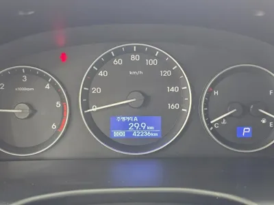 Hyundai Starex 2019, 42218 км, за 17900000 KRW - фото 8