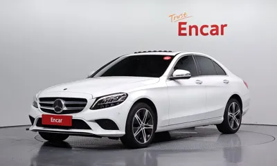 Mercedes-Benz C-Class · 2020 год