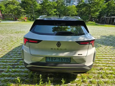Renault-KoreaSamsung Scenic 2026, 11700 км, за 43000000 KRW