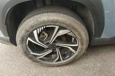 Geely Auto Emgrand X7 Sport 2024, 16299 км, за 82506.95 CNY - фото 11